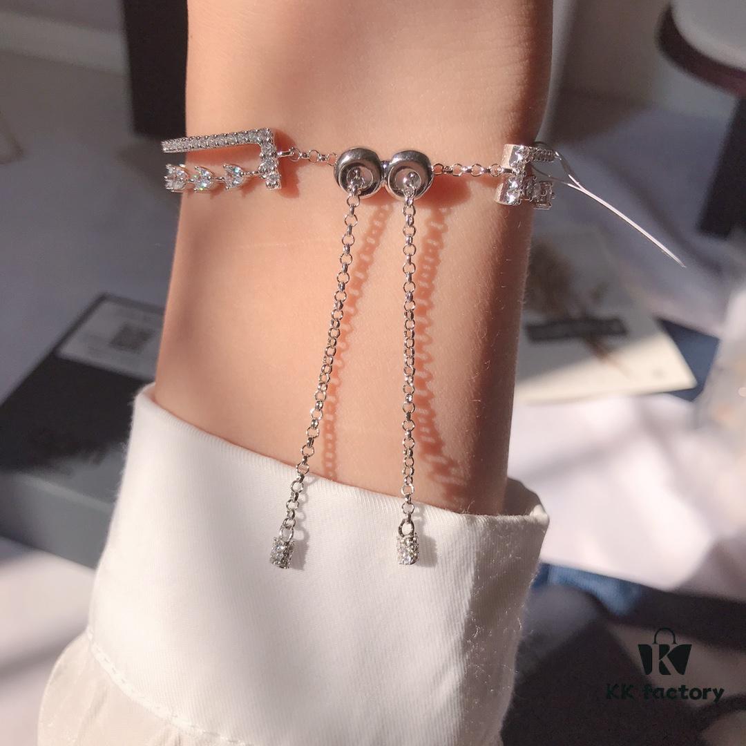 APM Monaco Evening Oval-Cut Bracelet, Stylish and Trendy Design, Versatile Fashion Accessory