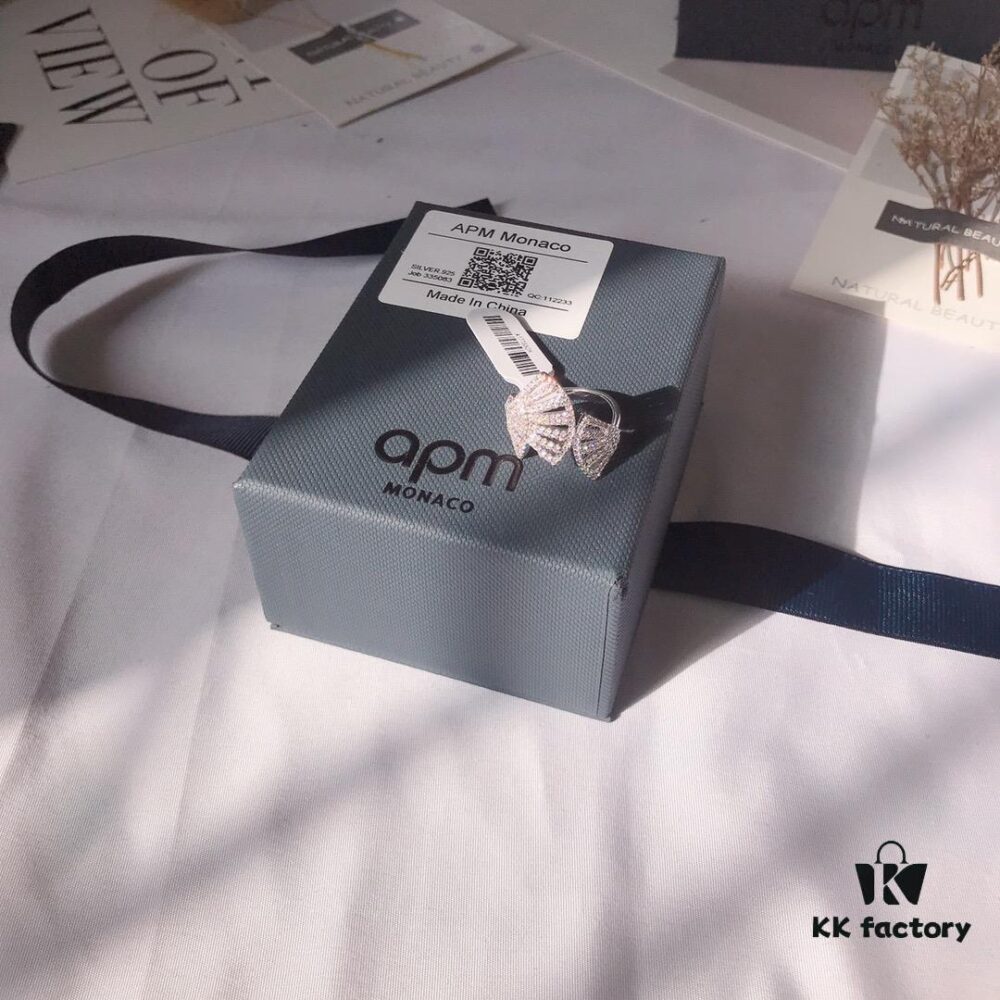 Original New Launch 💗 APM Monaco Elegant Trendy Fan-Shaped Ring with Micro-Paved Zirconia Fashion Jewelry for Women Birthday Gift