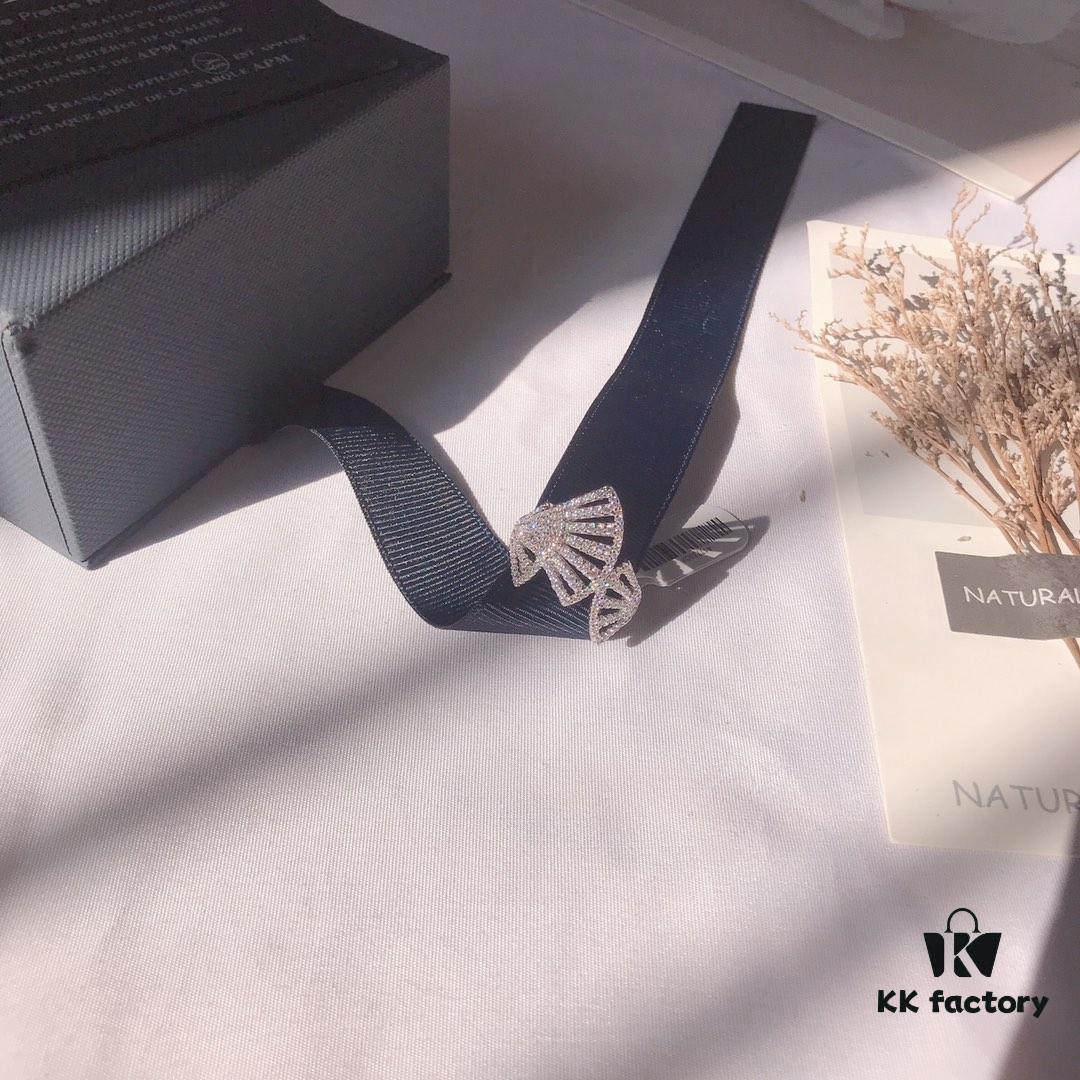 Original New Launch 💗 APM Monaco Elegant Trendy Fan-Shaped Ring with Micro-Paved Zirconia Fashion Jewelry for Women Birthday Gift