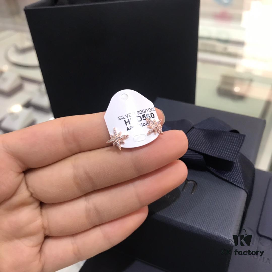 APM Monaco Six-Pointed Star Meteor Stud Earrings for Women, Classic and Versatile Jewelry, Simple and Elegant