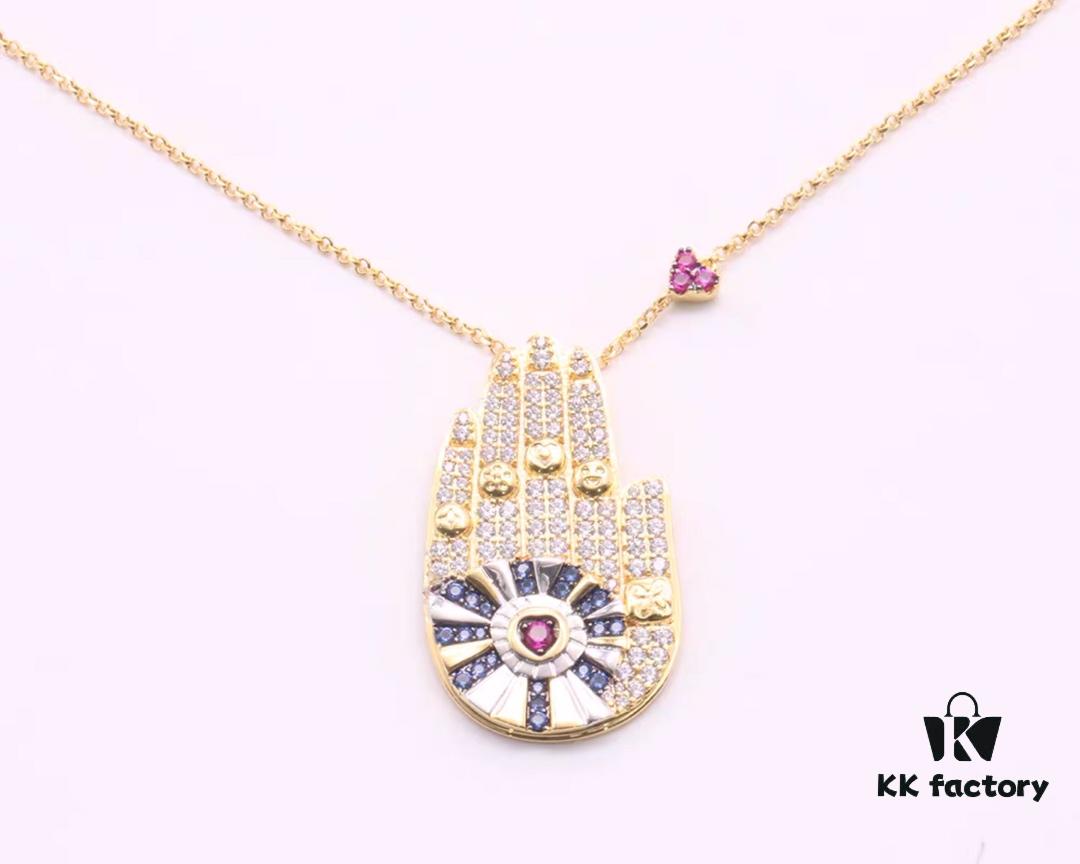 APM Monaco Diamond-Encrusted Lucky Hand Necklace, Fashionable and Unique Pendant for Sweaters, Collarbone Chain