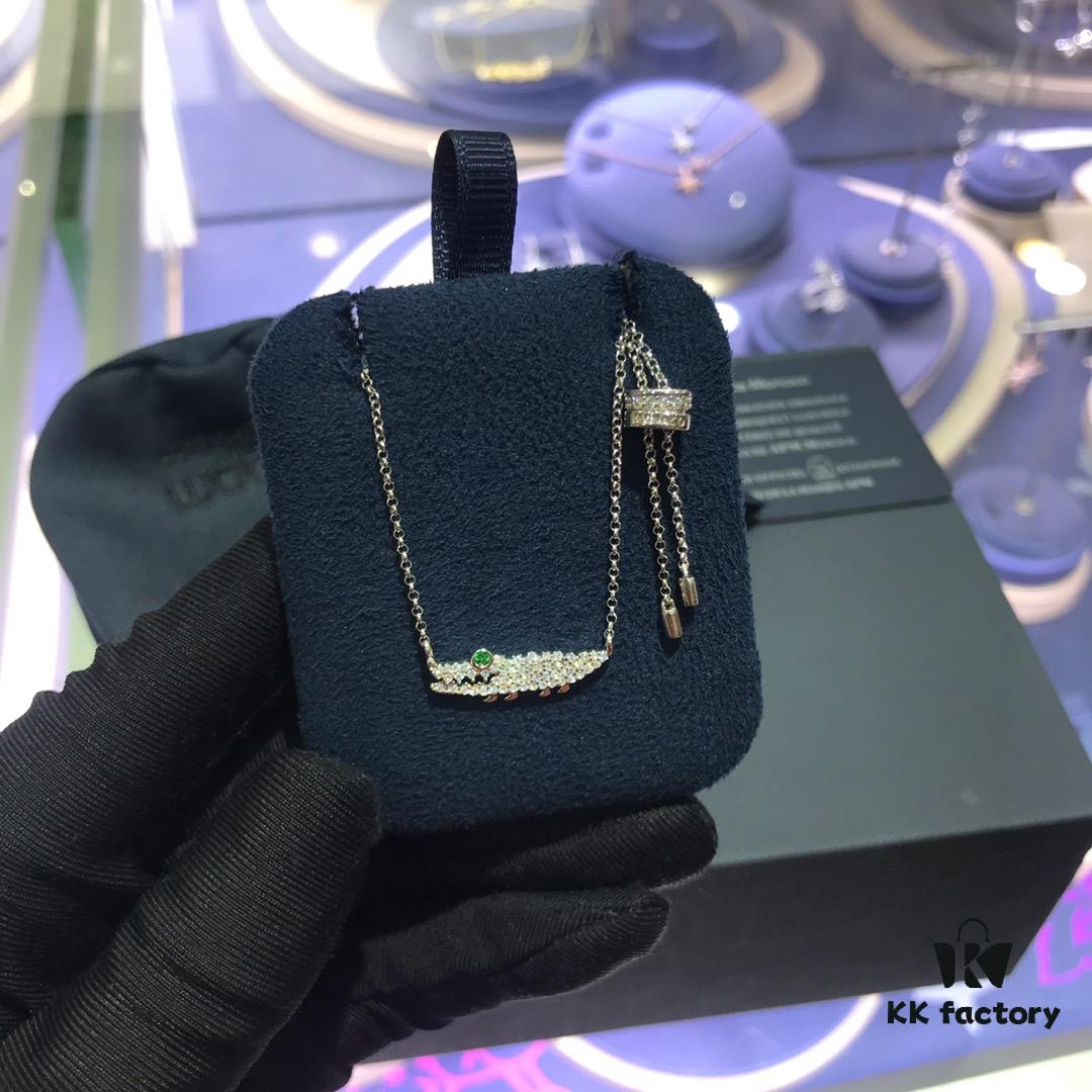 APM Monaco Crocodile Necklace and Earrings, Fun Fashionable Minimalist Elegant Classic Design