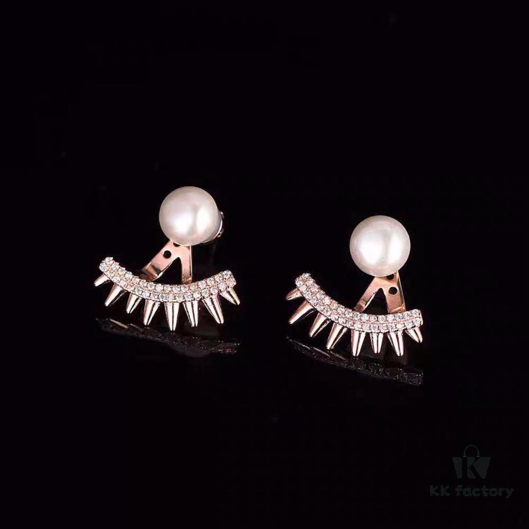 APM Monaco Crystal-Encrusted Zigzag Eyelash Stud Earrings with Freshwater Pearl, Detachable Two-Way Design