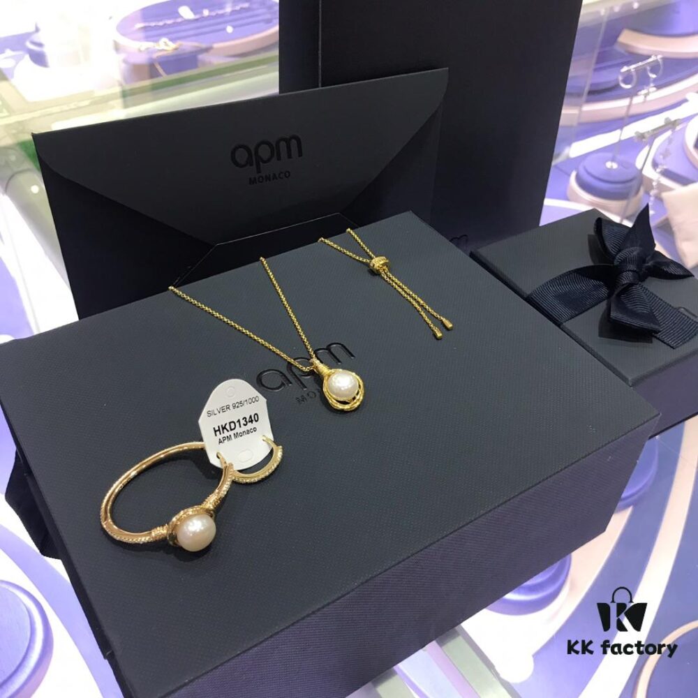 APM Monaco White Pearl Collection Necklace 0668085 Ear Drops 0668085