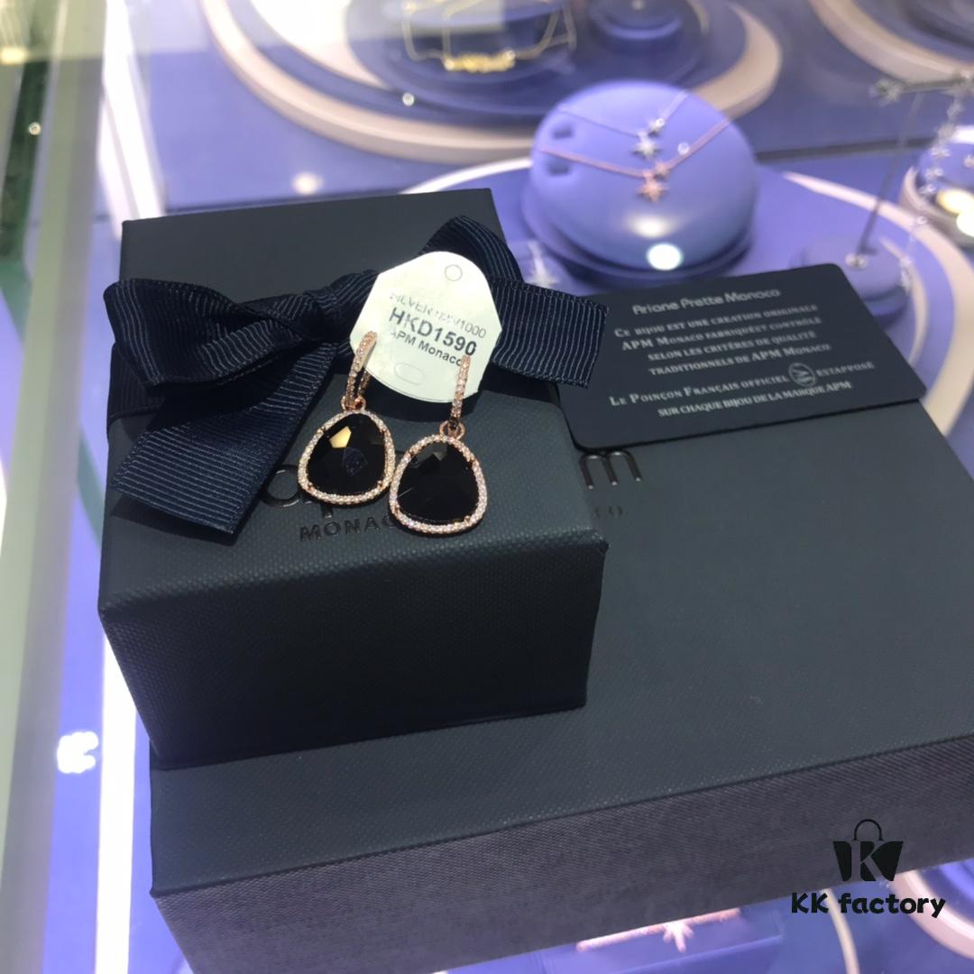 APM Monaco White Mother-of-Pearl Earrings for Women, Romantic and Elegant Urban Dangle Earrings 0658095