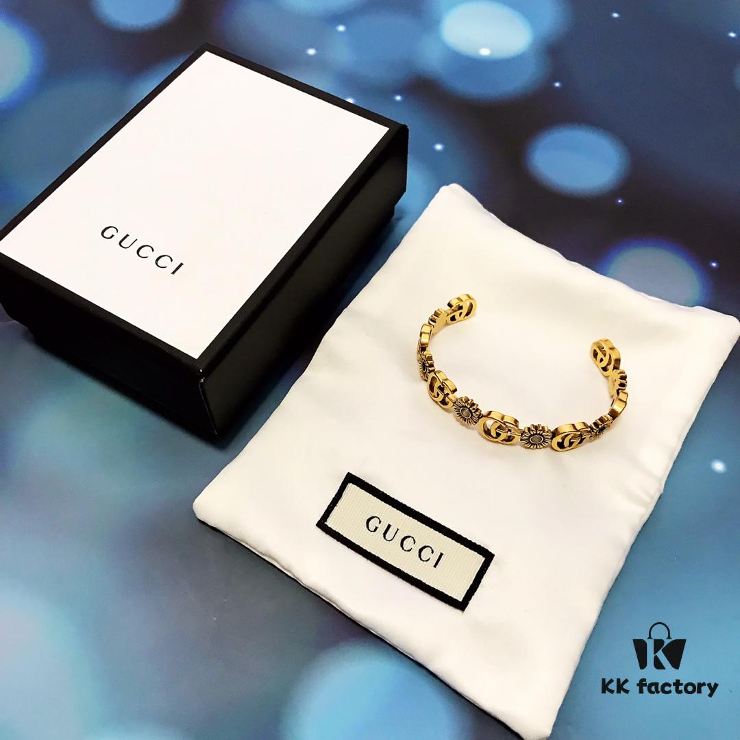 Gucci Fashion GG Statement Earrings, One Size