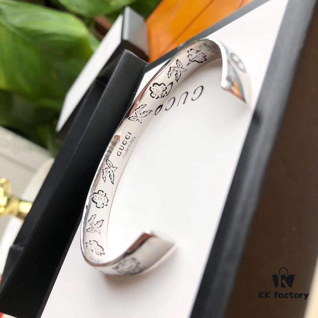 Gucci Unisex Bracelet in Sterling Silver, 'Blind for Love' Collection, Arriving Now – Perfect Valentine's Gift