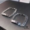 Gucci Skull Couple Bracelet, Cabinet-Synchronized Material, 925 Sterling Silver with Exquisite Clasp Detail, Nearly Perfect Condition