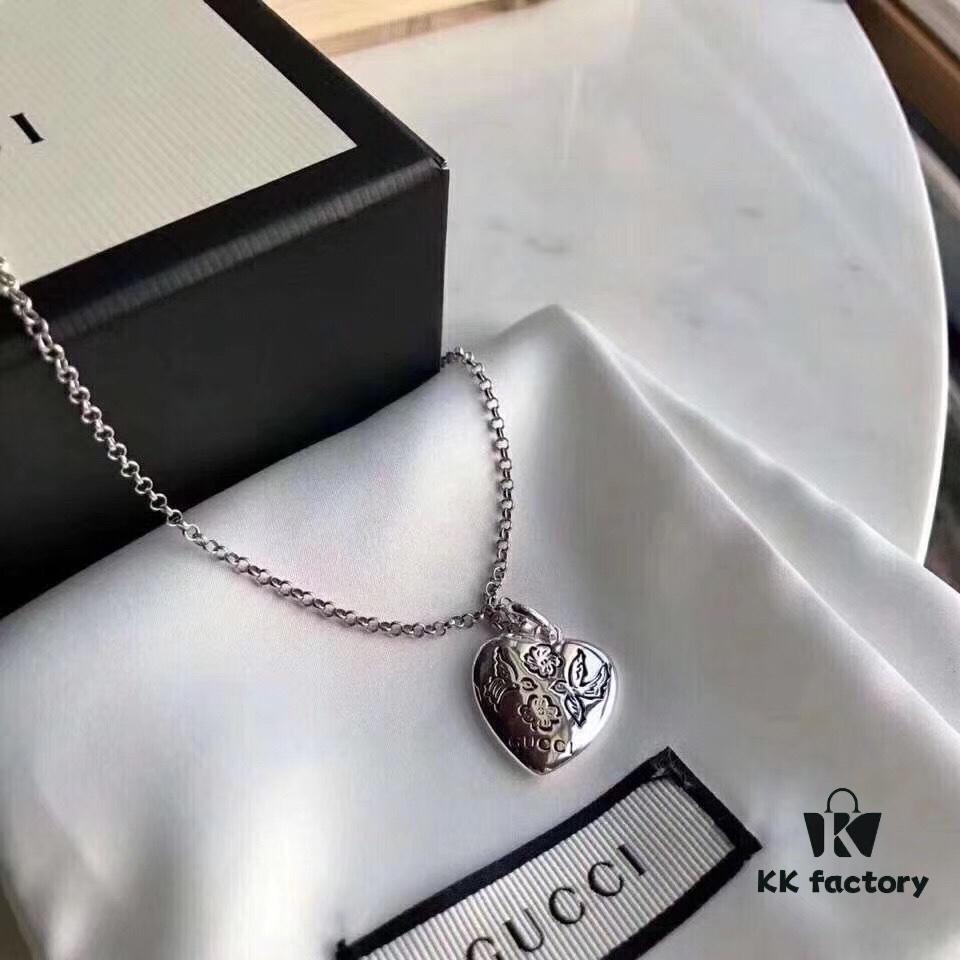 Xiaohongshu Viral Hit! Upgraded High-End Quality Gucci 'Love Fearless' Double-Sided Pattern Bird Flower Couple Necklace