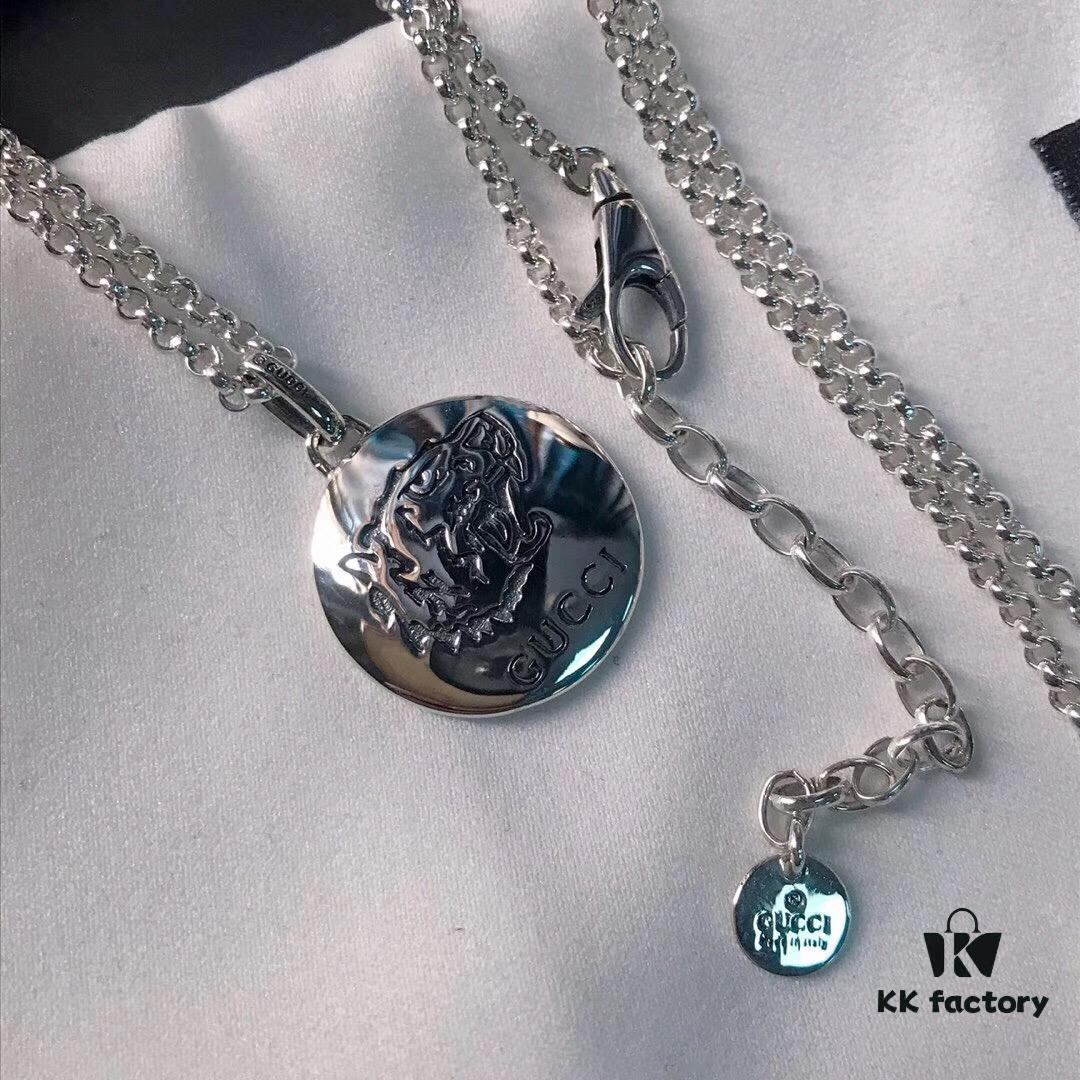 Gucci Loyalty Tiger Head Necklace with Double-Sided Pattern