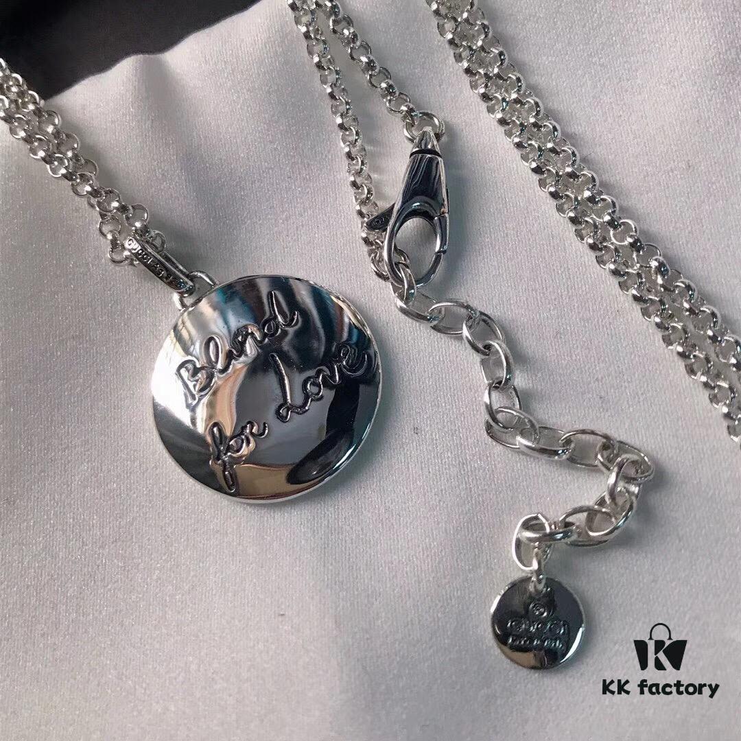 Gucci Loyalty Tiger Head Necklace with Double-Sided Pattern