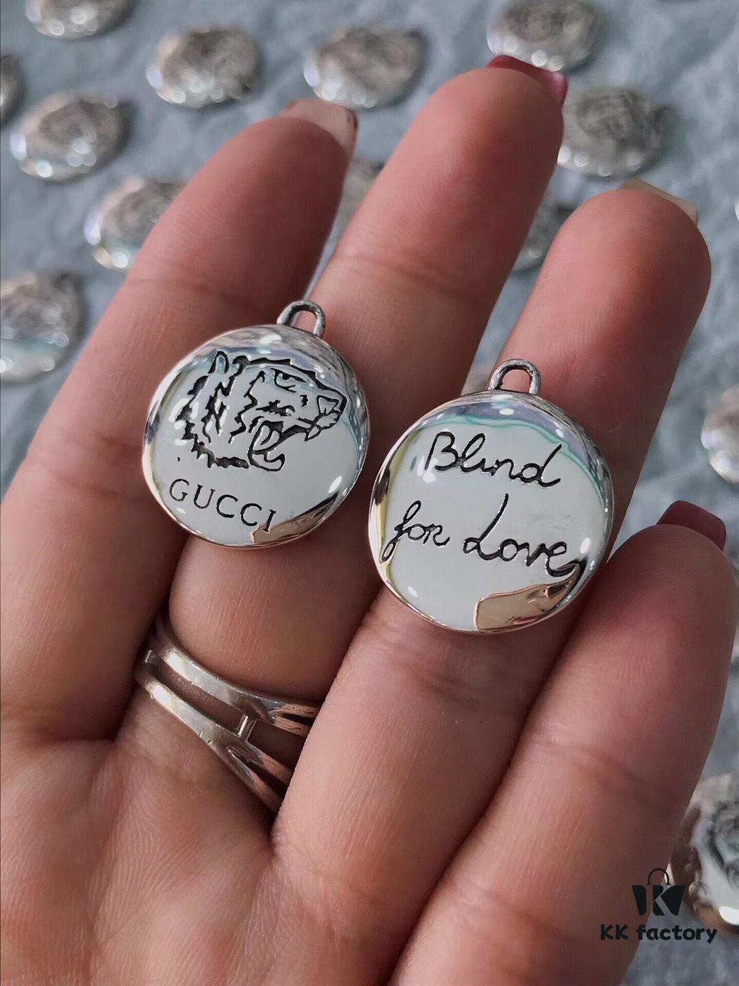 Gucci Loyalty Tiger Head Necklace with Double-Sided Pattern