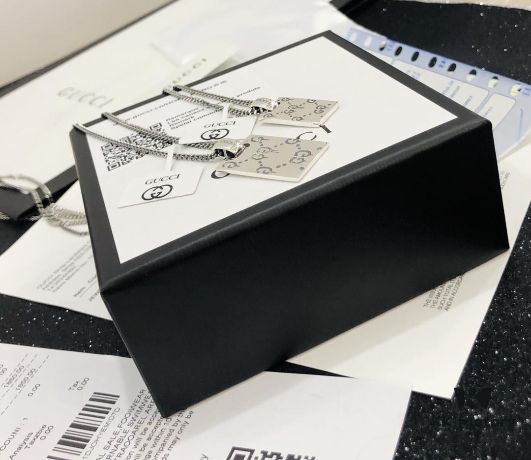 Gucci Official Photos Replica One-to-One Sticker, Labels, Receipt Included, Gucci Ghost Skull Necklace, Double G Texture Pendant, Artistic Design, 65cm Chain Length, Must-Have for Fashion Enthusiasts