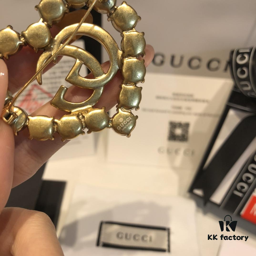 GUCCI Pearl Double G Heart Brooch