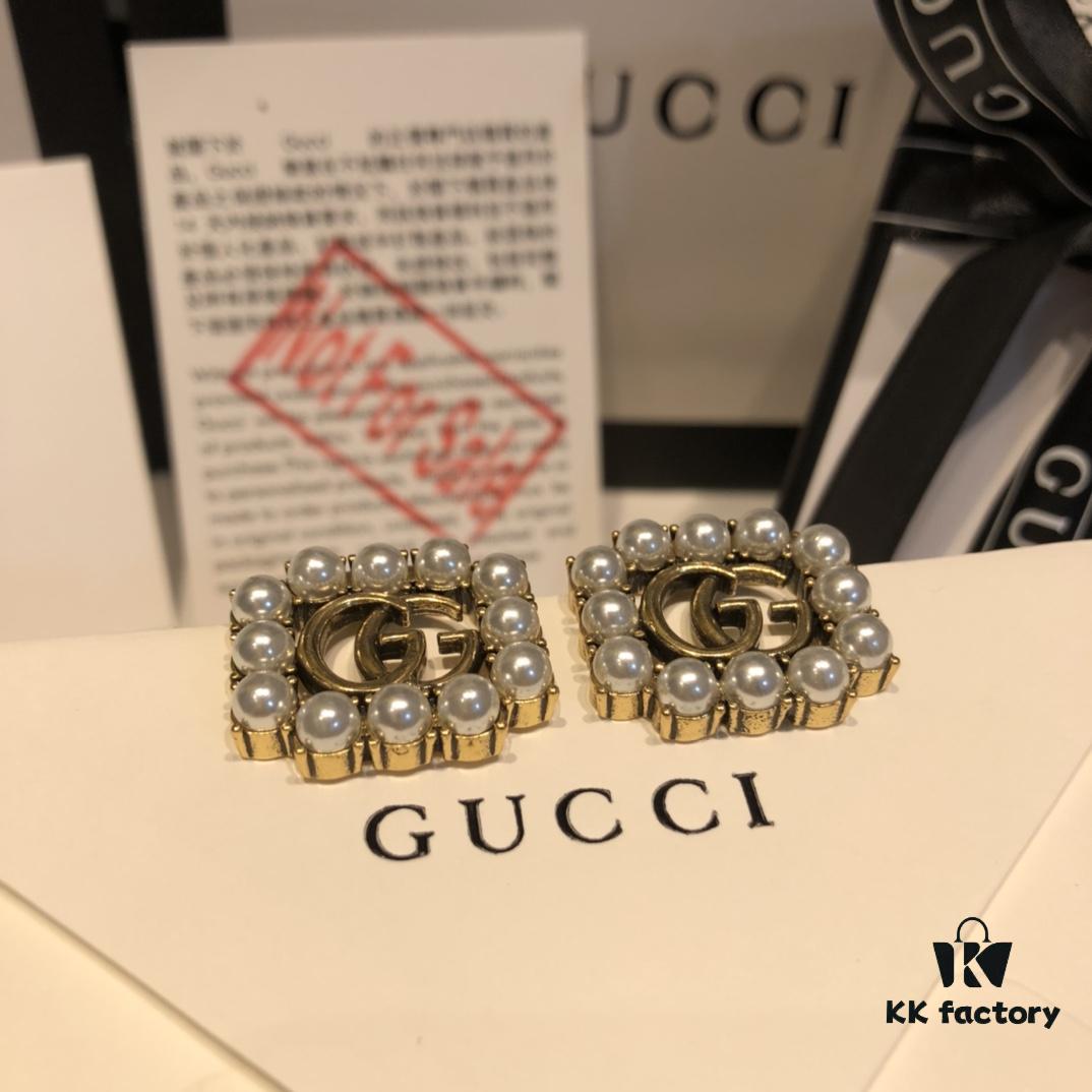 GUCCI Pearl Double G Stud Earrings