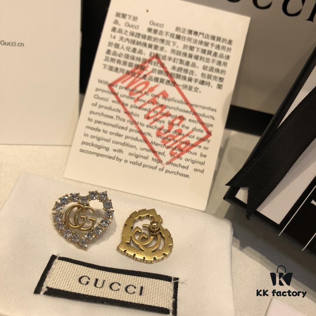 GUCCI Diamond-Circled Double G Stud Earrings
