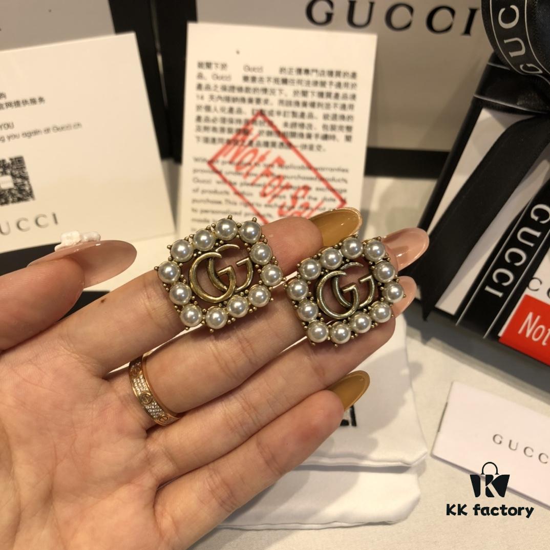 GUCCI Pearl Double G Stud Earrings