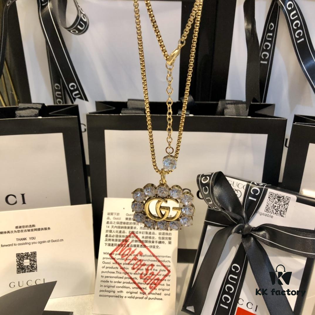 GUCCI Diamond-Accented Double G Sweater Chain