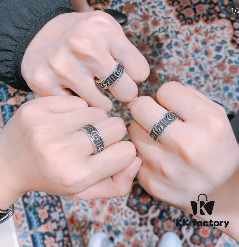 Gucci 3D Double G Carved Striped Pattern Ring