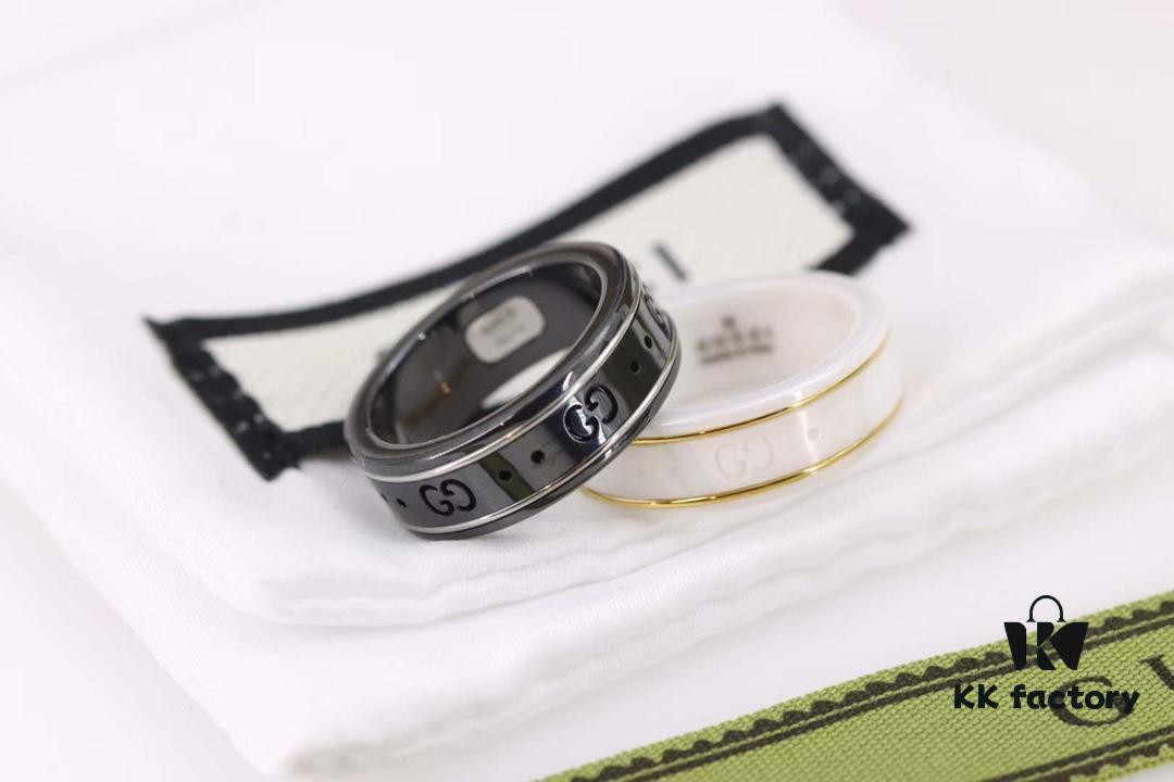 Gucci Icon Series Black and White Ceramic Couple's Ring with Gold Trim