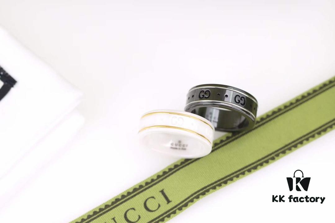 Gucci Icon Series Black and White Ceramic Couple's Ring with Gold Trim