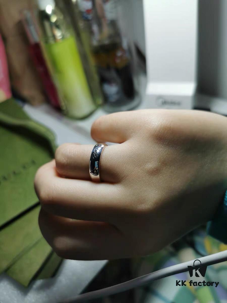 Faithfully Replicated! Exquisitely Crafted! Gucci Sterling Silver Fearless Love Floral and Bird Couple Ring Wearing Effect