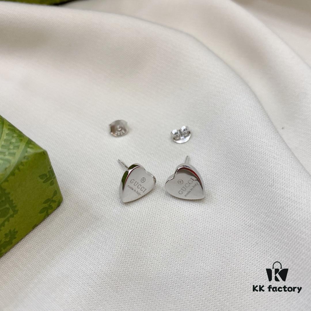 Gucci Logo 925 Sterling Silver Heart Stud Earrings