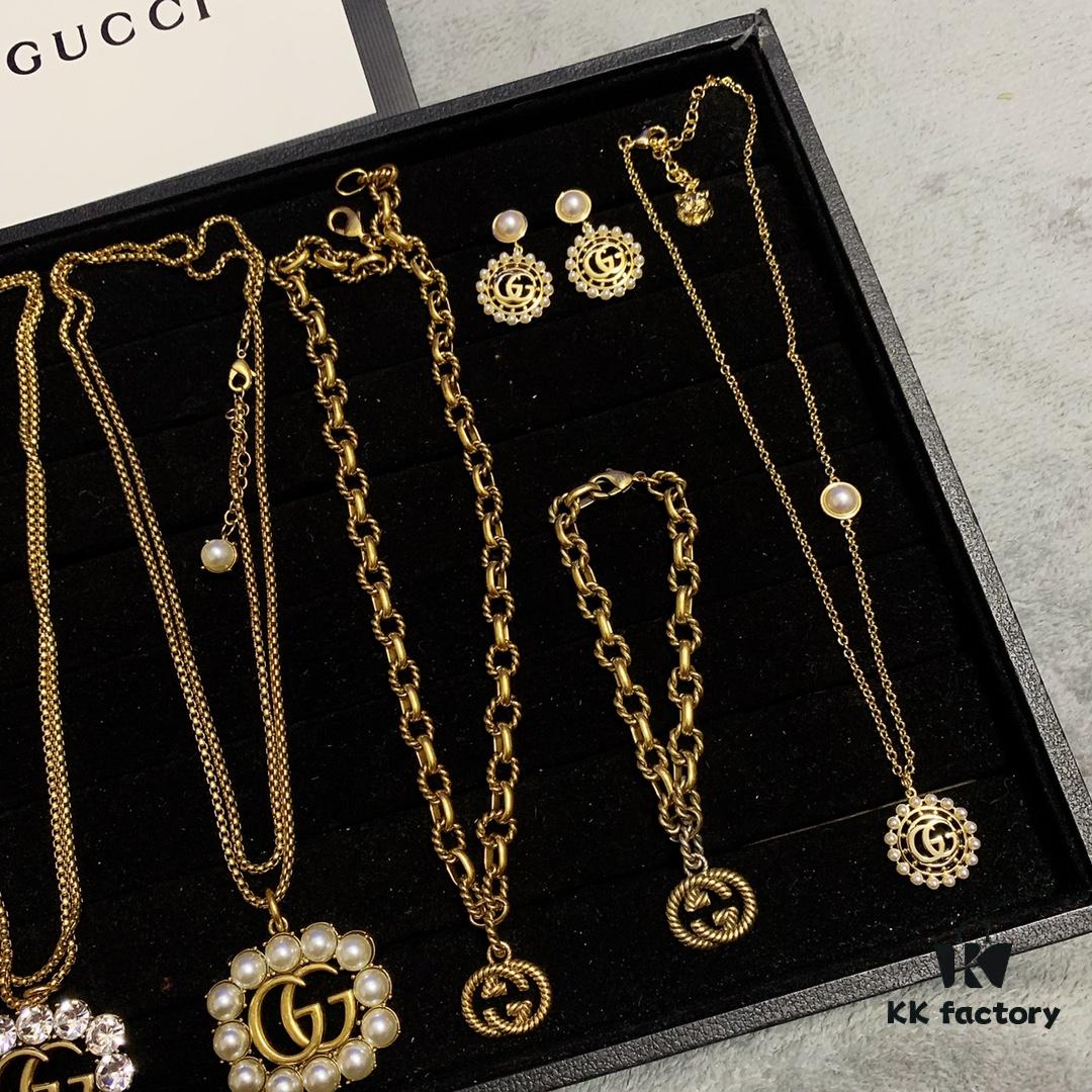 Gucci ❤ Styles Continuously Updated