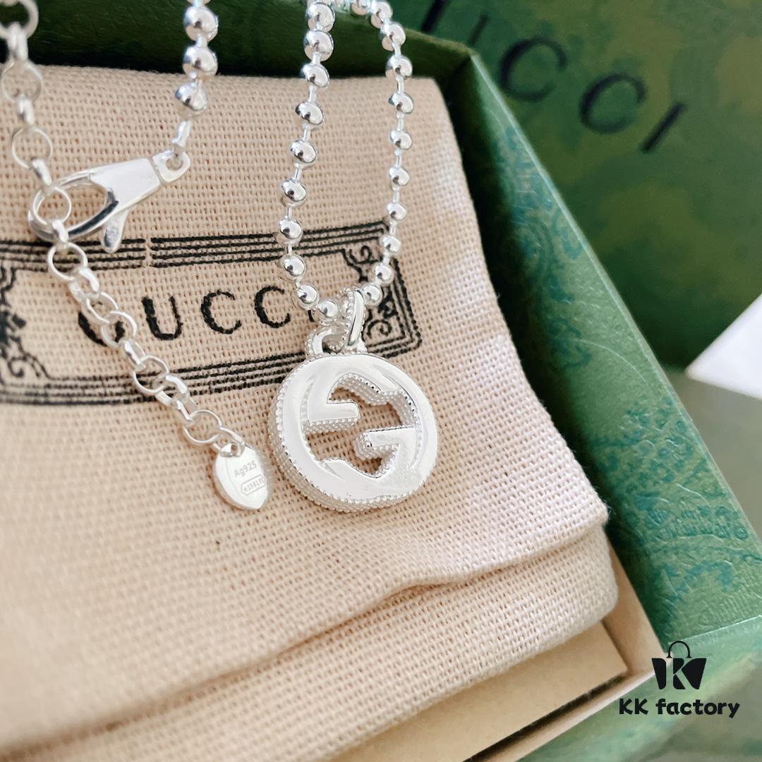 Essential for Autumn and Winter — Gucci-style Necklace, Dual-Wear Silver Pendant