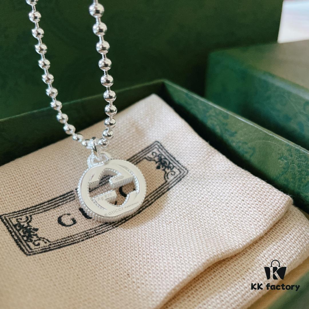 Essential for Autumn and Winter — Gucci-style Necklace, Dual-Wear Silver Pendant