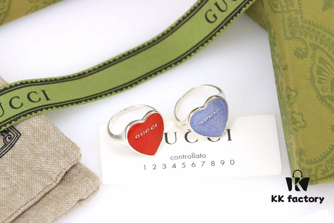 Gucci Enamel Letter Heart Fashion Ring