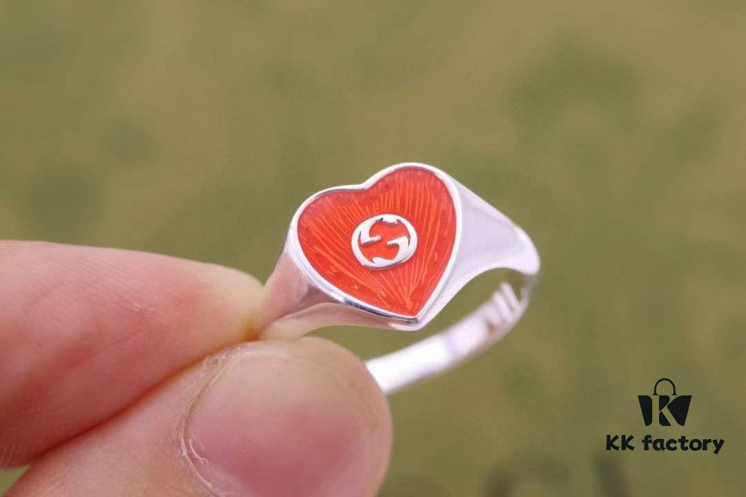 Gucci Interlocking Double G Enamel Heart Fashion Ring