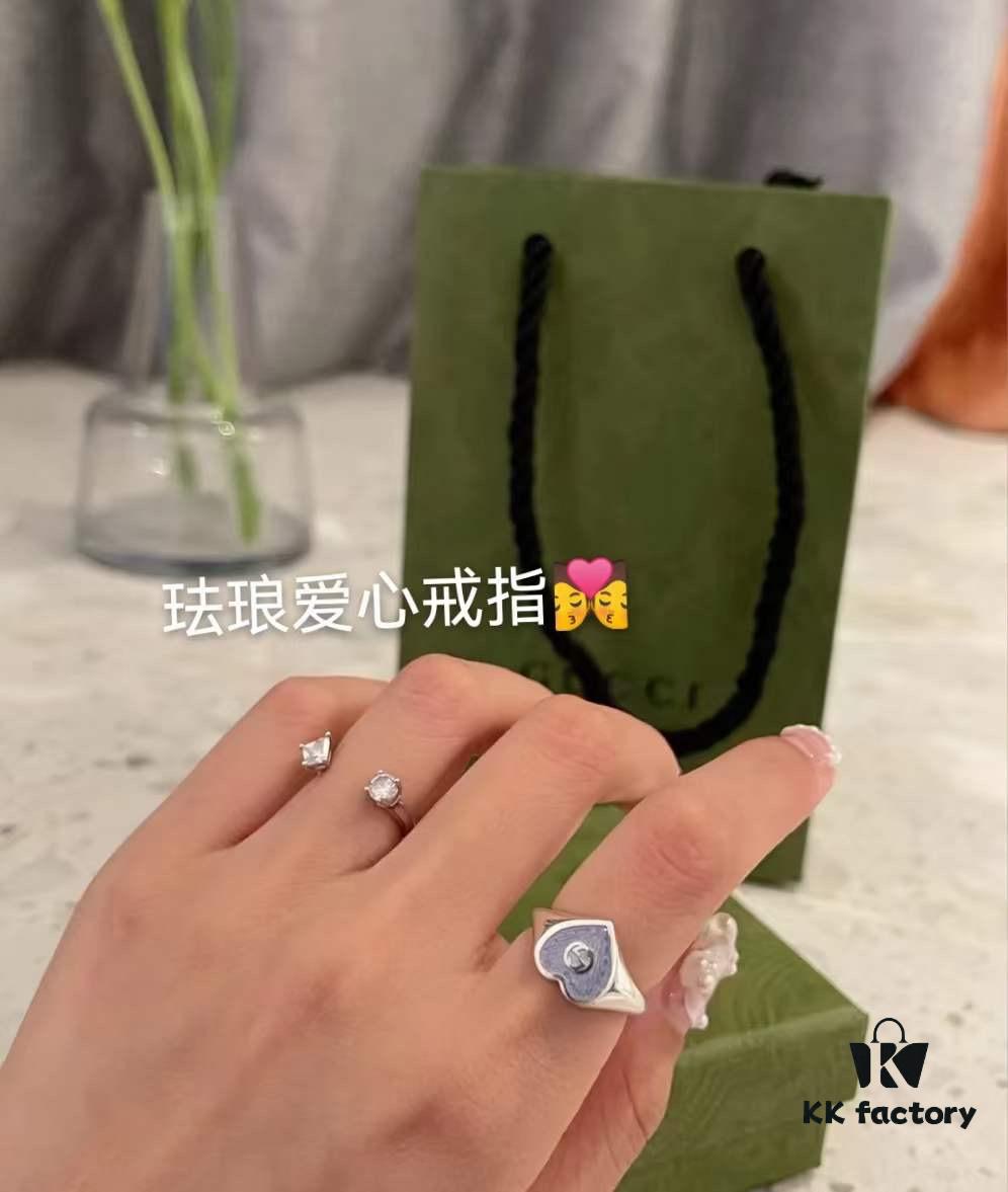 Gucci Interlocking Double G Enamel Heart Fashion Ring