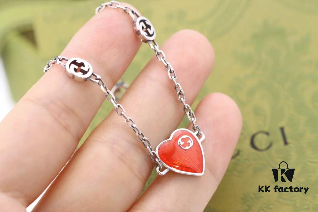 New Arrival💗 Gucci Interlocking Double G Red Enamel Heart Bracelet