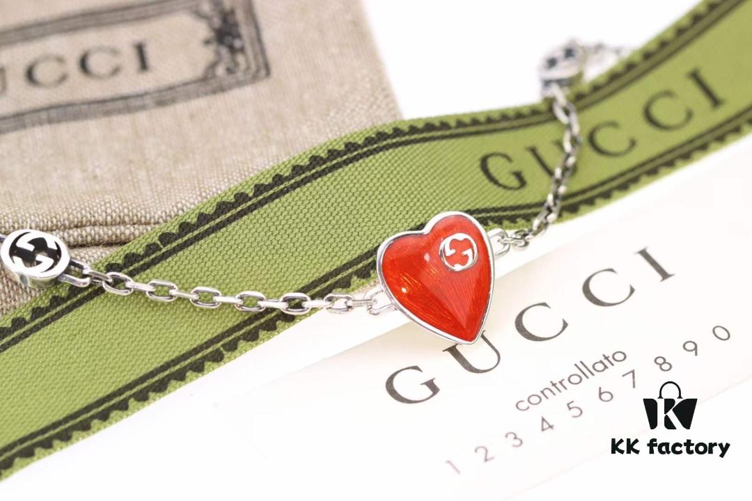 New Arrival💗 Gucci Interlocking Double G Red Enamel Heart Bracelet