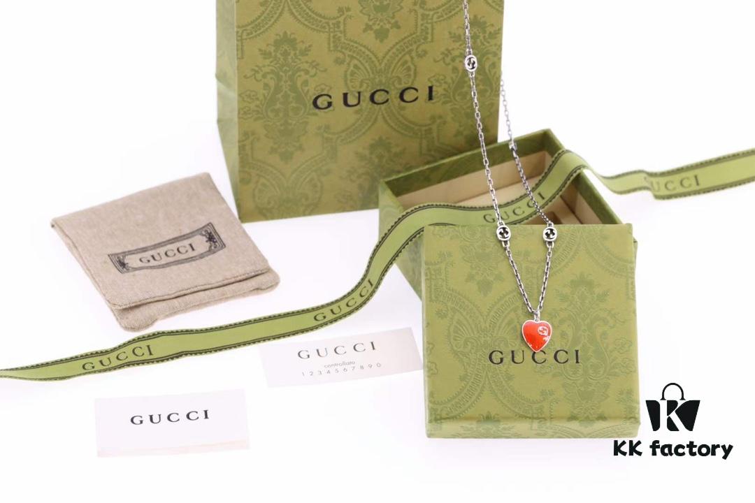 New Arrival💗 Gucci Interlocking Double G Red Enamel Heart Necklace