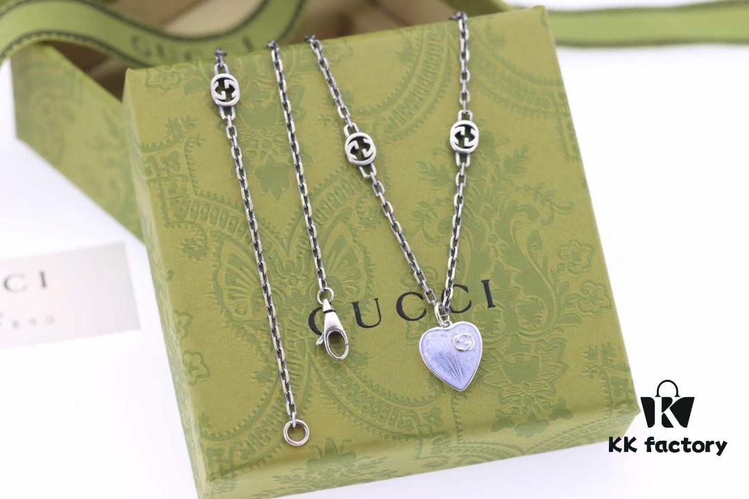 New Arrival💗 Gucci Interlocking Double G Blue Enamel Heart Necklace