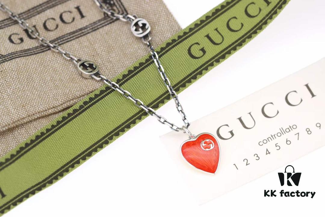 New Arrival💗 Gucci Interlocking Double G Red Enamel Heart Necklace