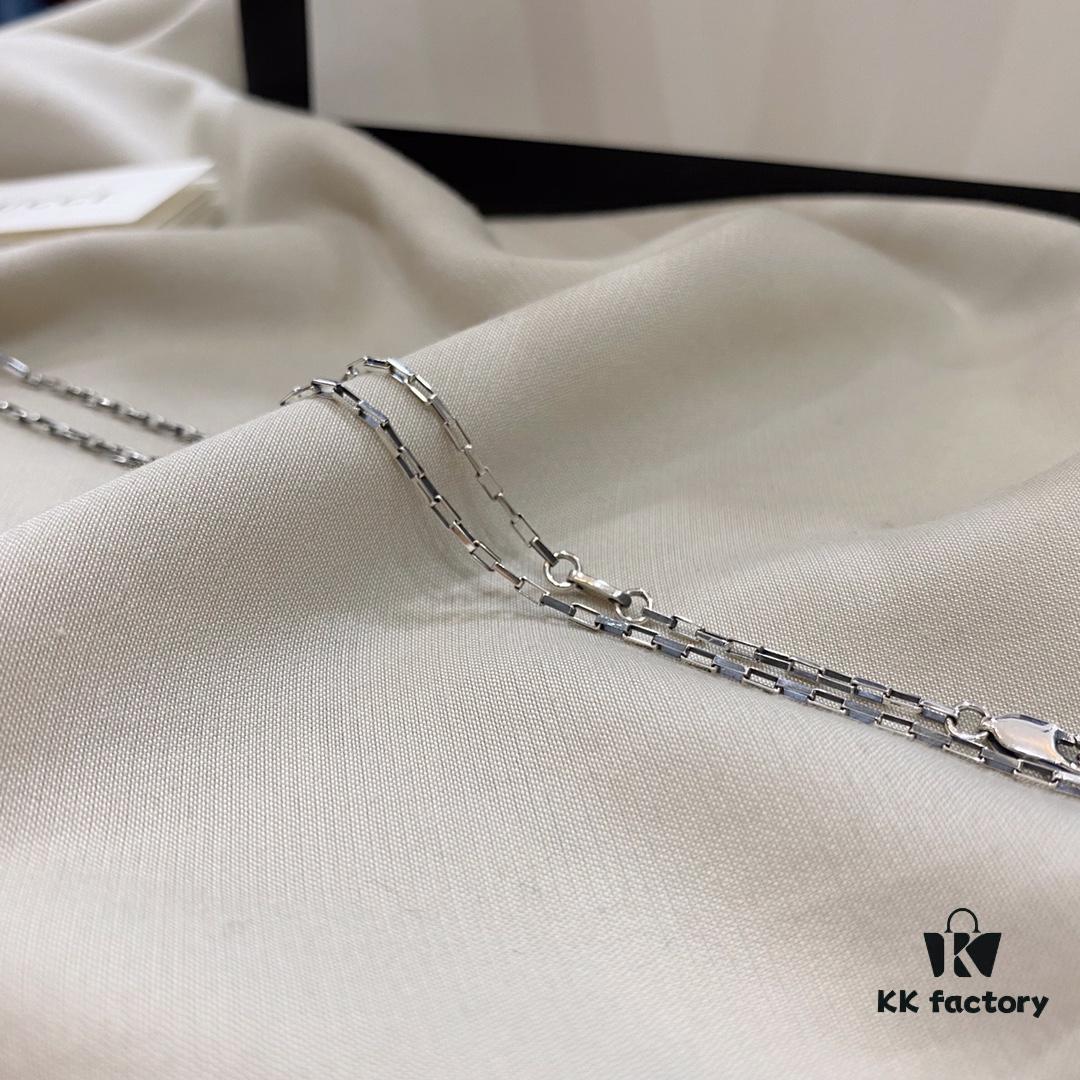 Gucci Unisex Fashion Pendant Necklace in 925 Sterling Silver