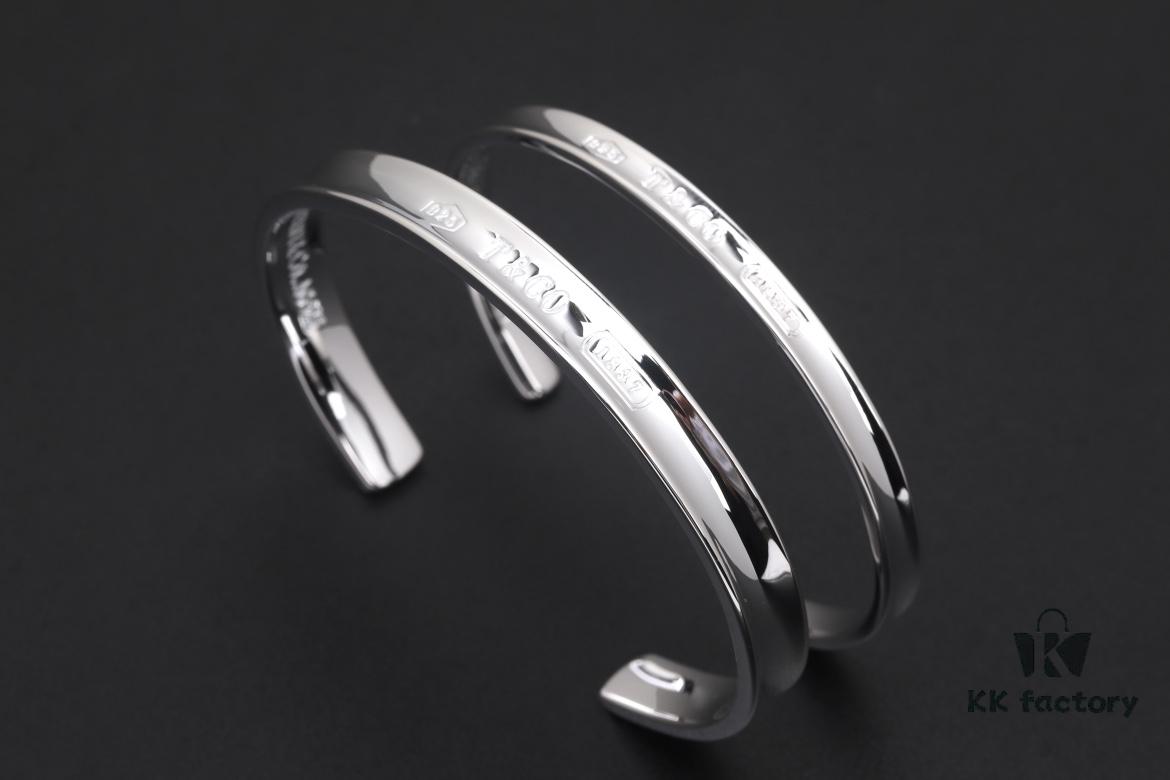 Valentine's Gift ❤️ Recommended Tiffany 1837 Series Letter Open Cuff Bracelet