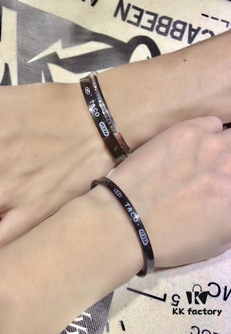 Valentine's Gift ❤️ Recommended Tiffany 1:1 Replica Titanium 1837 Bangle Bracelet