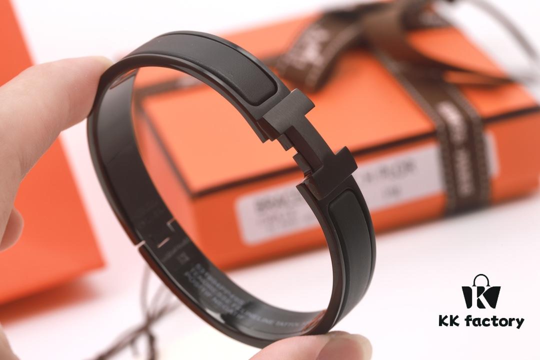 Valentine's Gift ❤️ Couples Style ✔️ HERMES | Exclusive Launch SO BLACK Matte Black Warrior Bracelet New Hermes Men's Bracelet, So Stylish – Makes a Great Statement of Taste and Offers Exceptional Value