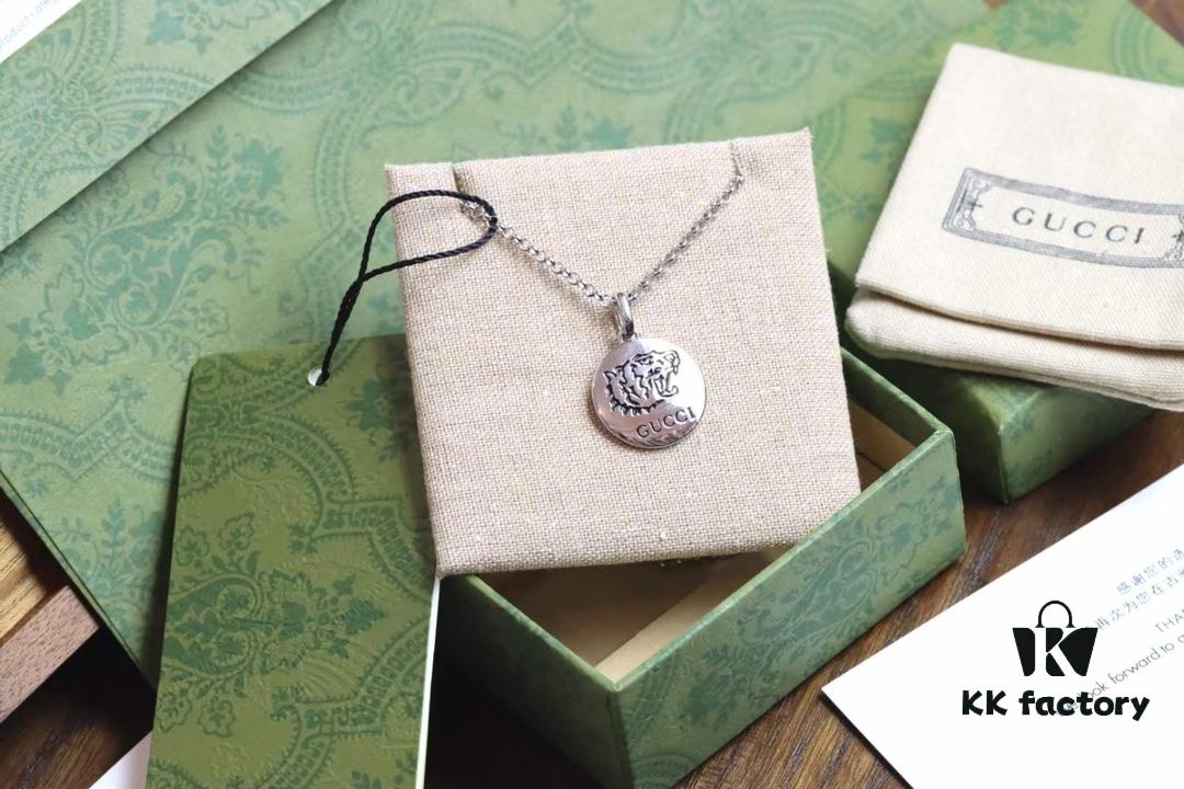 Valentine's Gift ❤️ Gucci Floral Bird Series Blind for Love Tiger Head Necklace