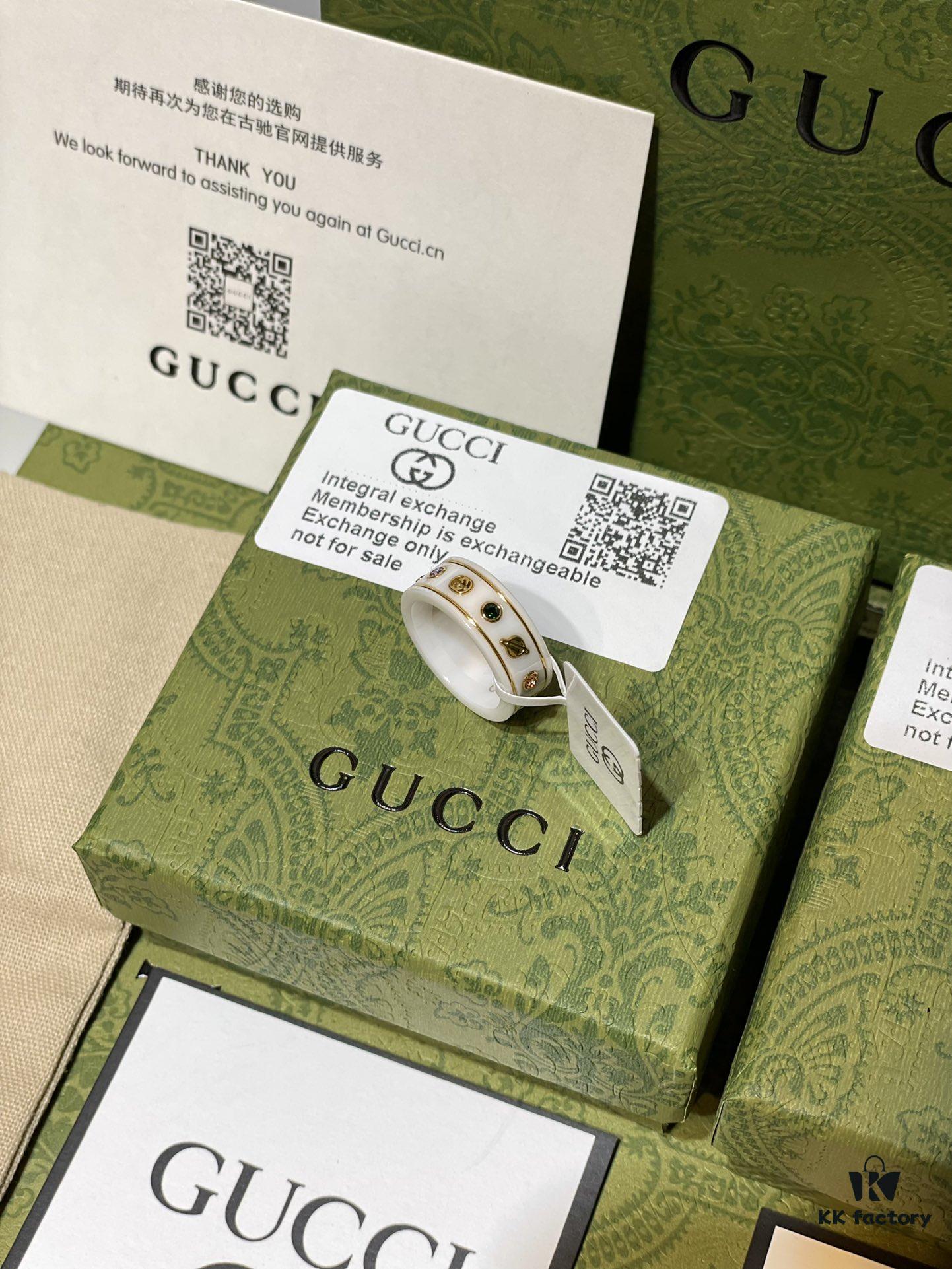GUCCI Overseas Member Gift - Gucci Gem Ceramic Ring, Sizes 5-11 US, Featuring Classic Double G and Bee Comet Logo in Gold, Exquisitely Crafted, Smooth and Comfortable to Wear, Unisex Design Ideal for Couples