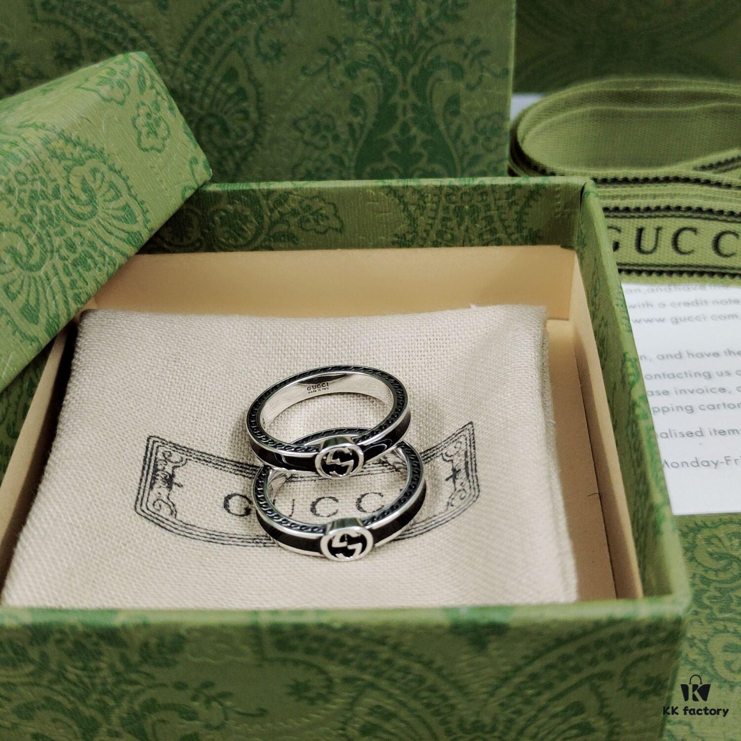 Gucci Black Enamel New Narrow Version Available, Start Your Couple's Look