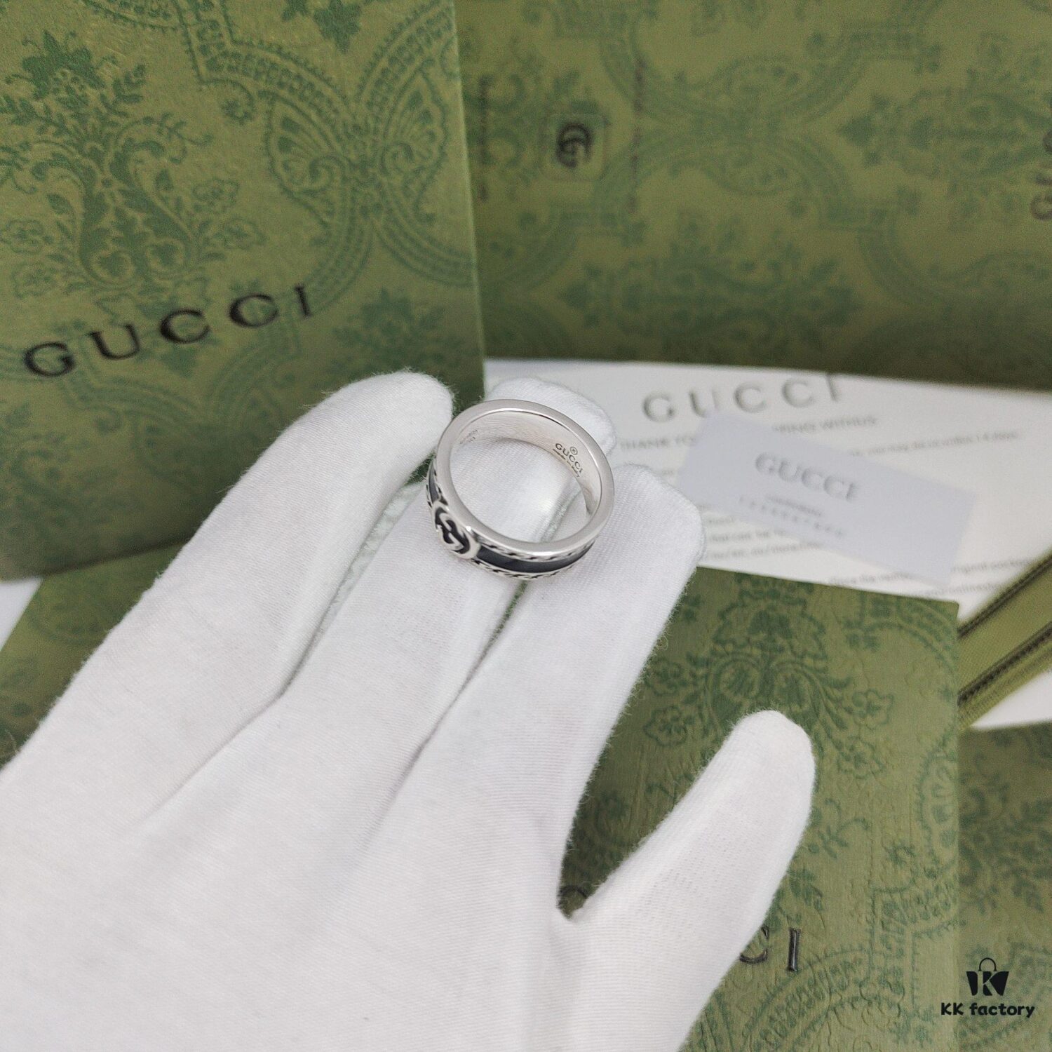 Gucci GUCCI New 2022 Enamel Black Ring!! Super Brightening, Love at First Sight