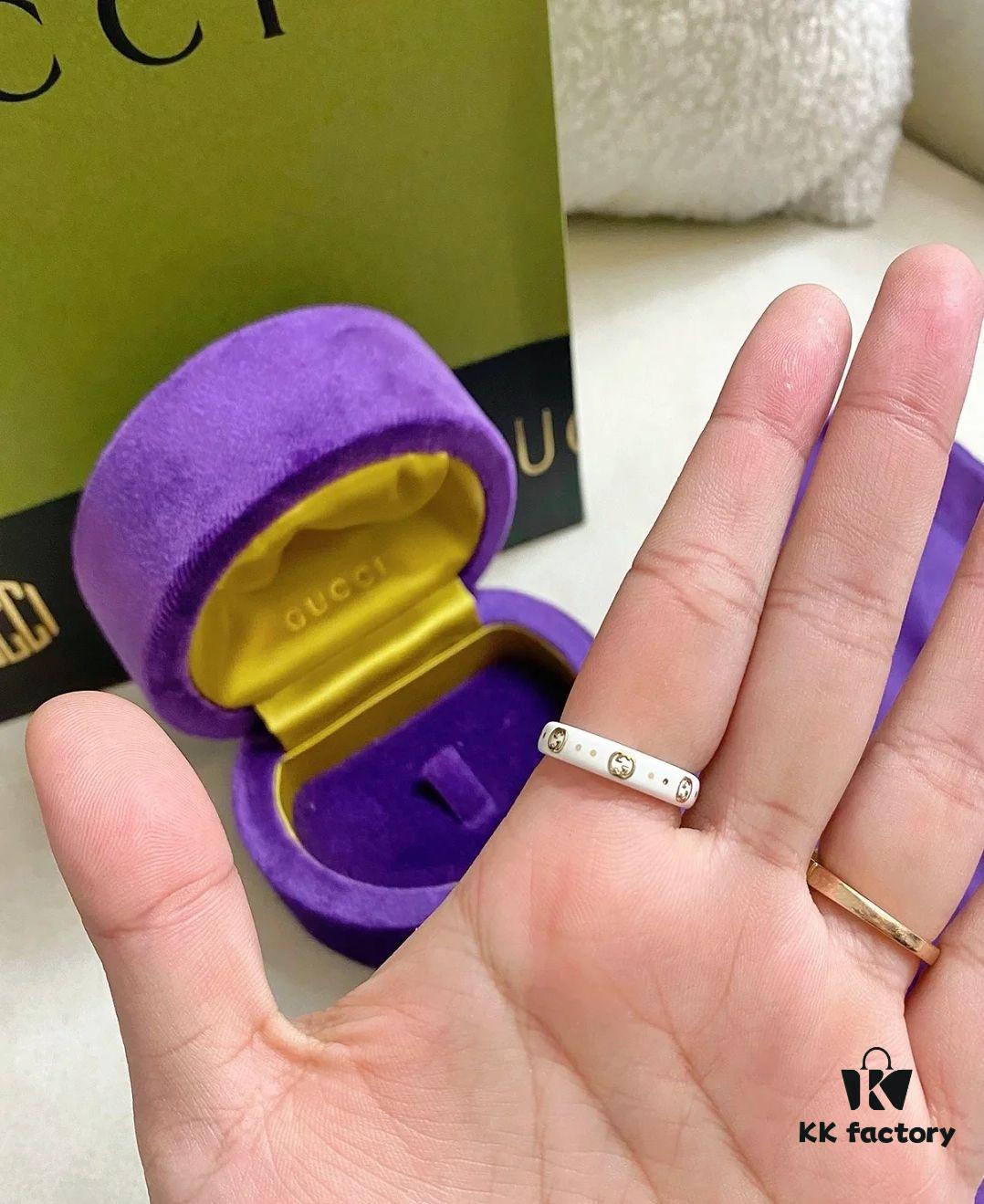 Gucci • Gucci White Icon Interlocking Double G Ring