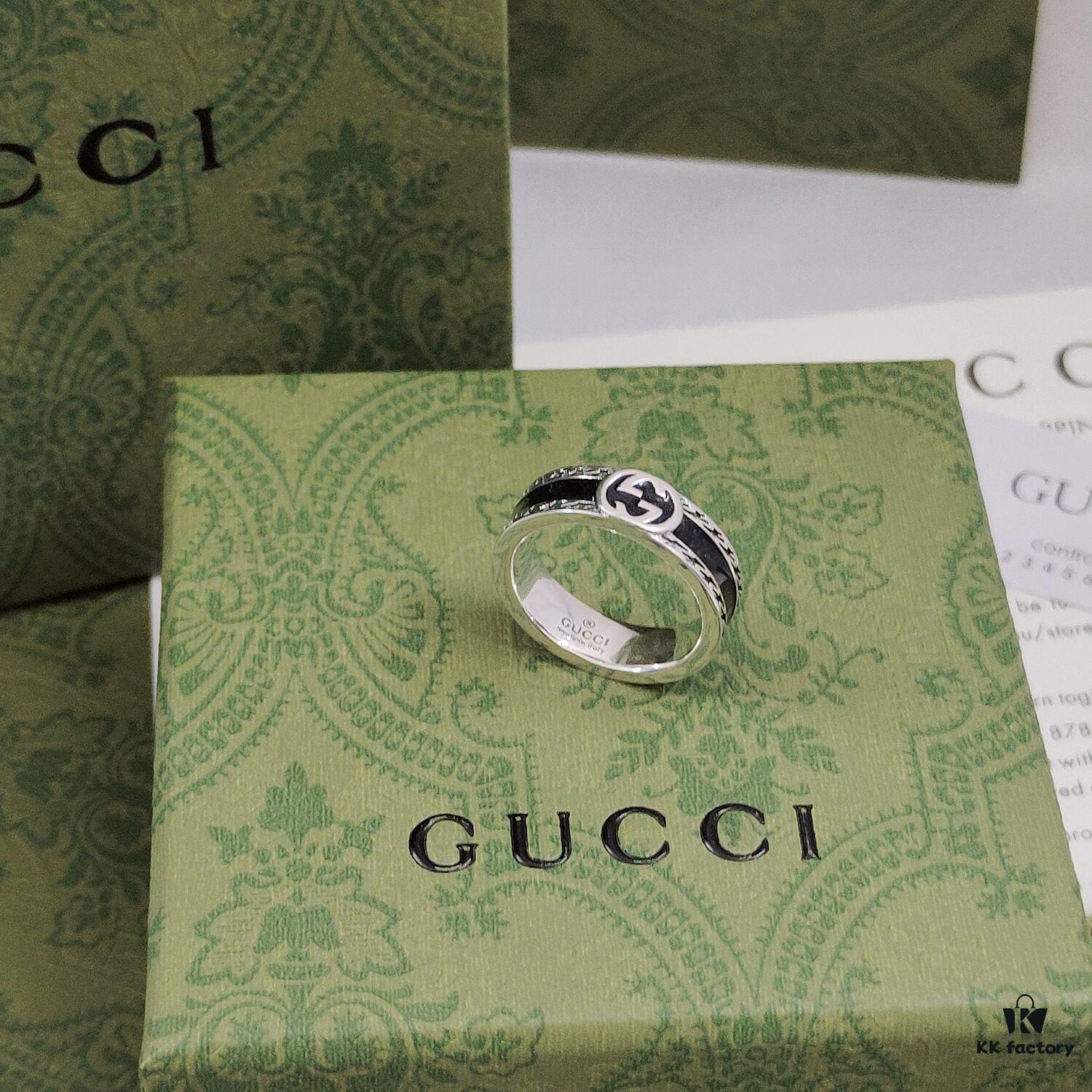 Gucci GUCCI New 2022 Enamel Black Ring!! Super Brightening, Love at First Sight