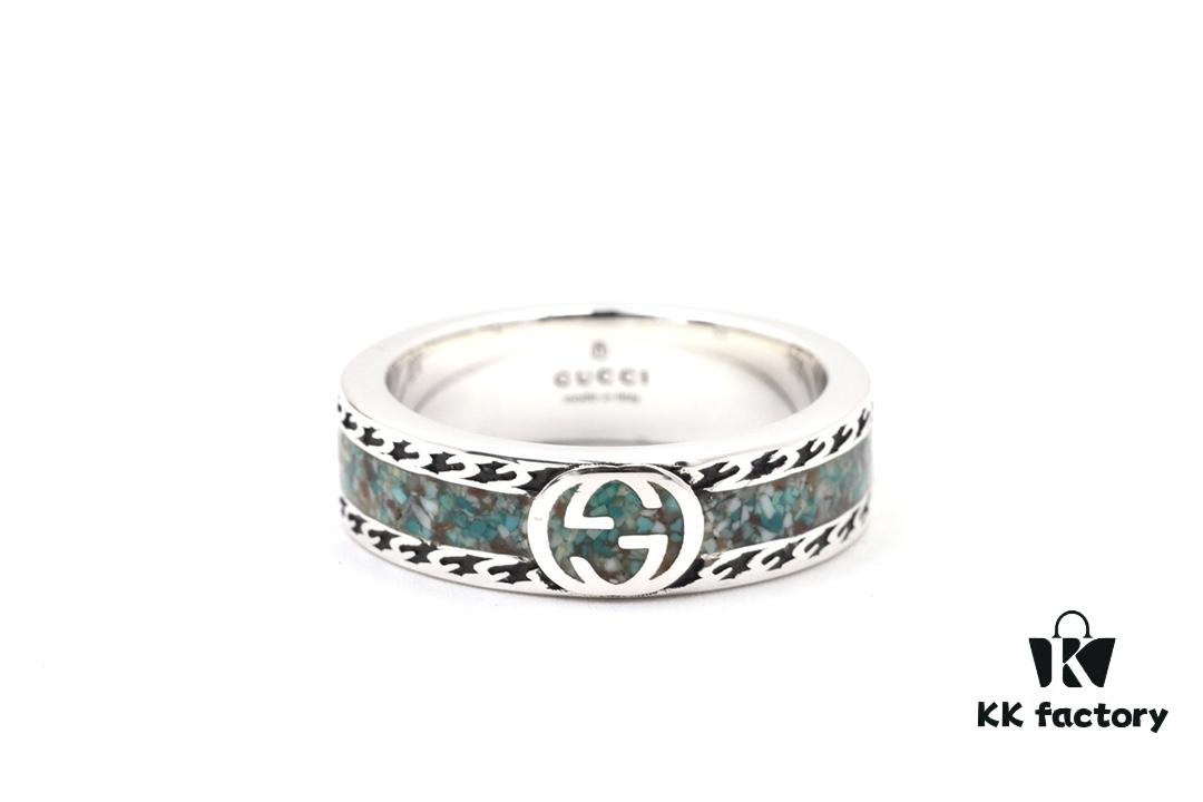 GUCCI New Arrival Interlocking Double G Ring with Stone Texture in Thin Brown and Gem Green Enamel
