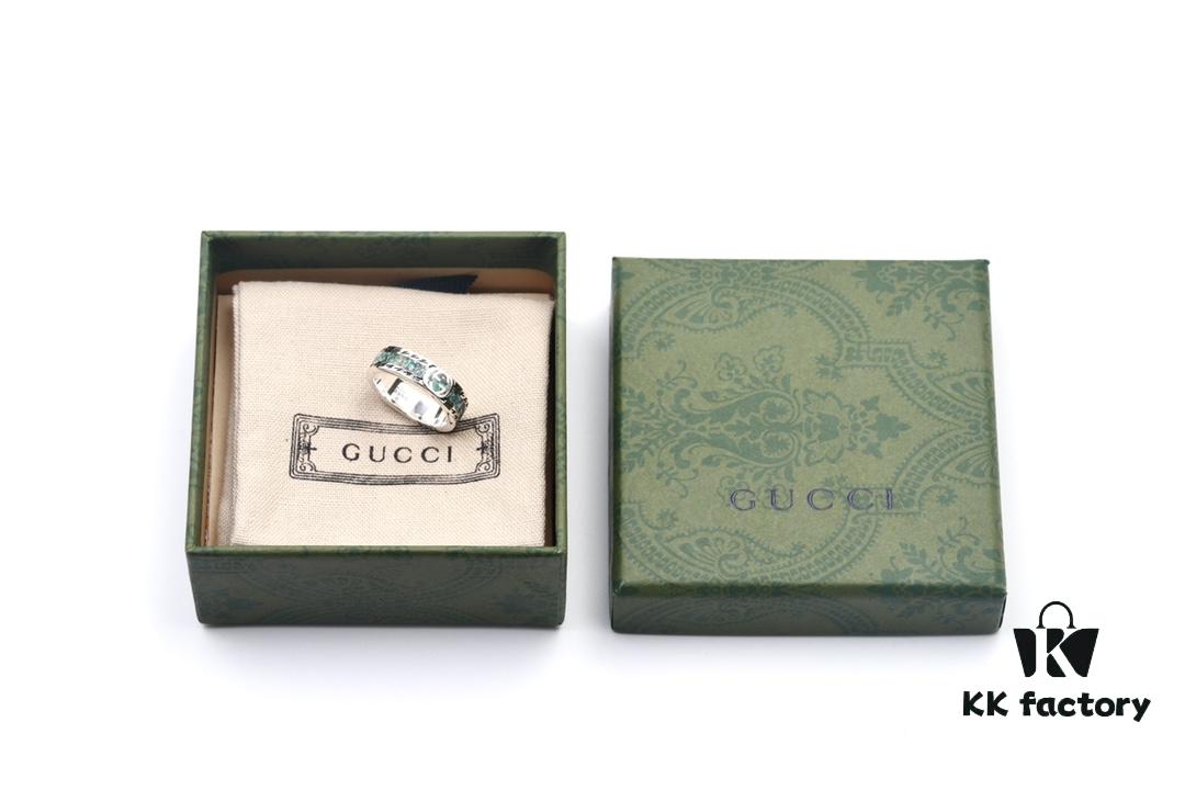GUCCI New Arrival Interlocking Double G Ring with Stone Texture in Thin Brown and Gem Green Enamel